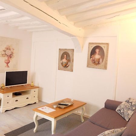 L Hibiscus 2 Apartment รูออง ภายนอก รูปภาพ